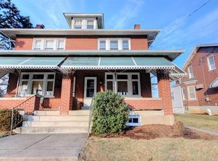 561 N 3rd St, Emmaus, PA 18049