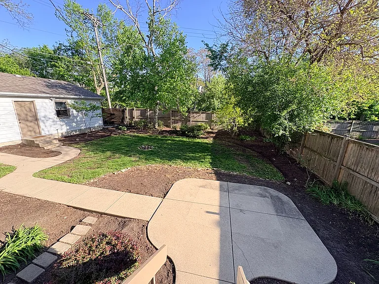 634 E 5th Ave — Photo 14
