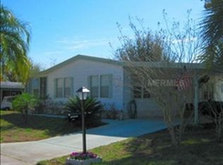 3728 Grove Cir, Zellwood, FL 32798