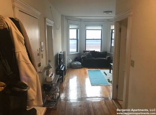 37 Joy St #2F, Boston, MA 02114