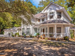 1613 Fairhaven Dr, Gautier, MS 39553