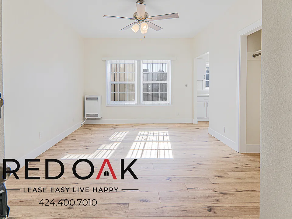 207 S Berendo St #210