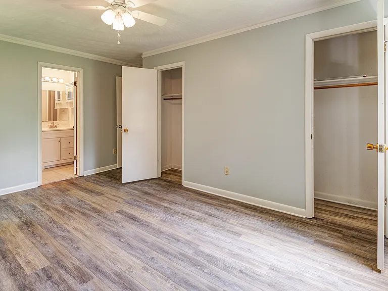 364 Pearson Dr — Photo 11