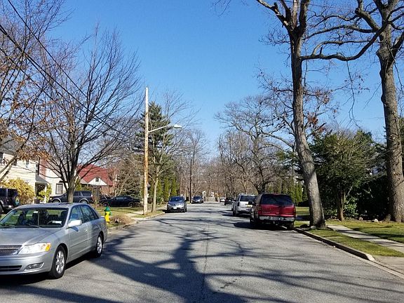 4th image of 212 Green Ave