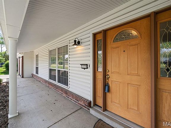 4th image of 12174 Lake Meade Dr