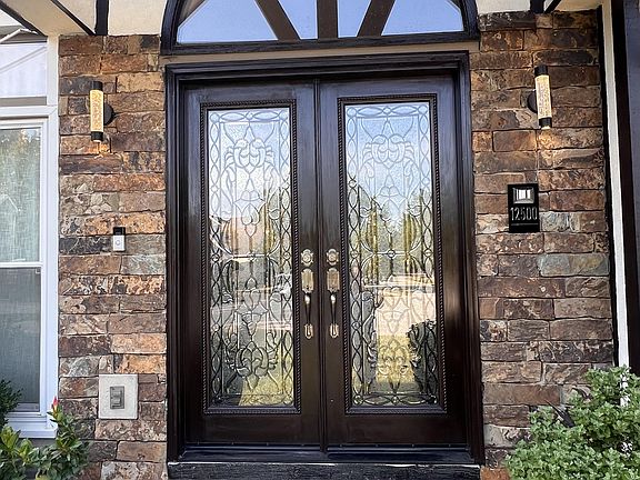 4th image of 12500 S Shannan Cir