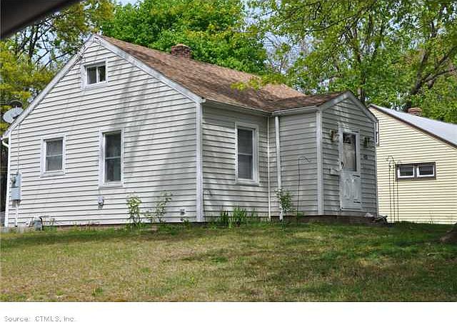 2nd image of 42 Hollister Dr