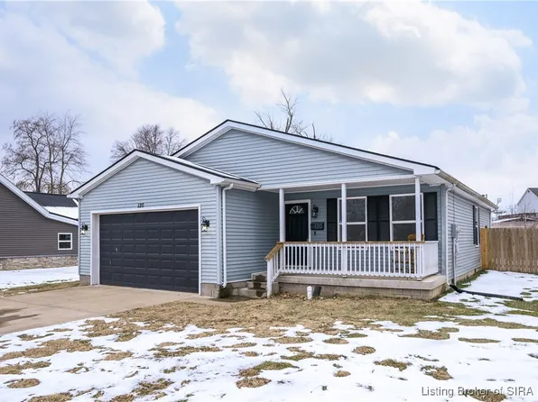 120 Broadway Street, Sellersburg, IN 47172