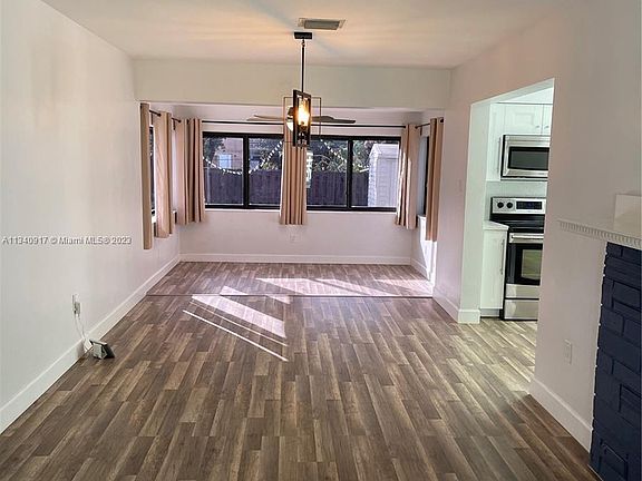5th image of 606 N 28th Ave