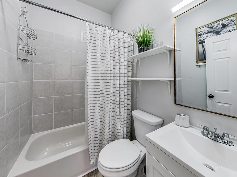 850 S Loomis St #3 — Photo 12