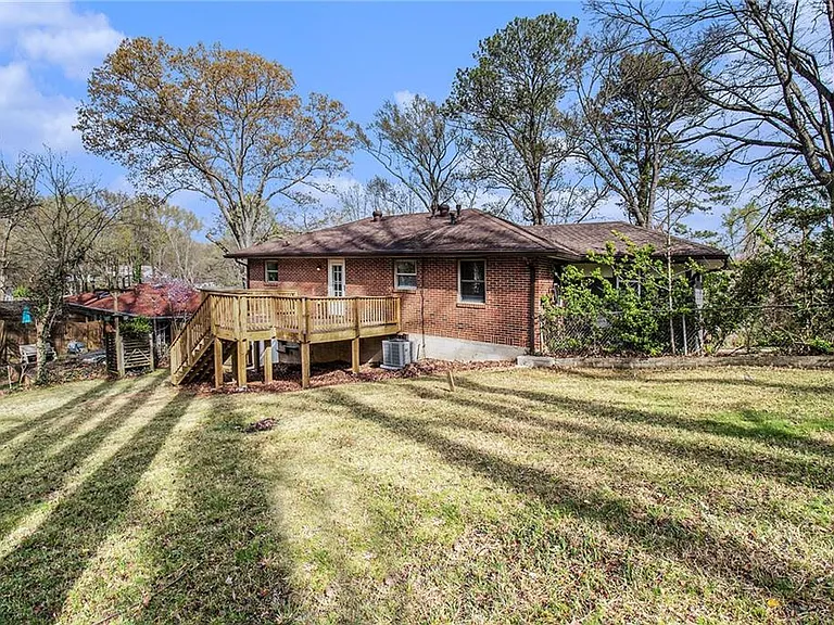 436 Grady Pl — Photo 13