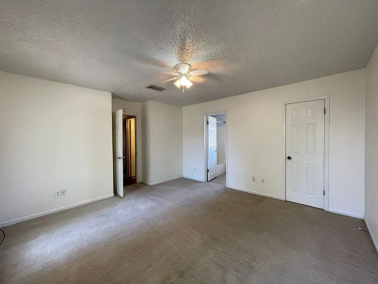 4502 Whitmire Ln — Photo 16