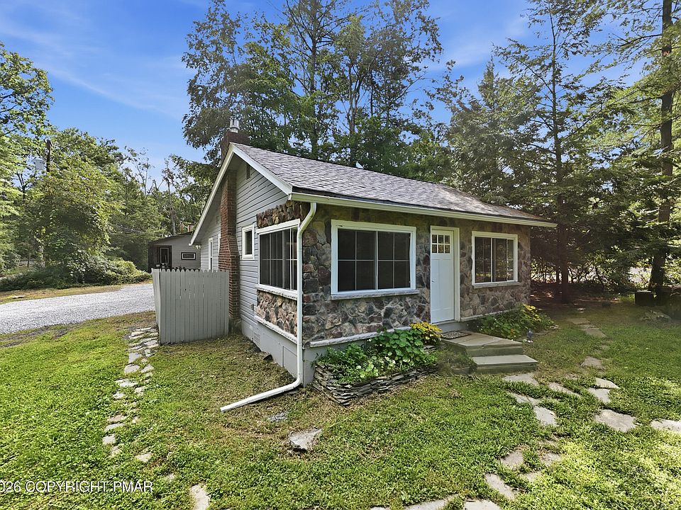 1st image of 126 W View Cir