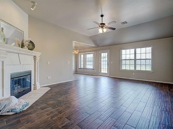 5th image of 3009 NW 182nd Ter