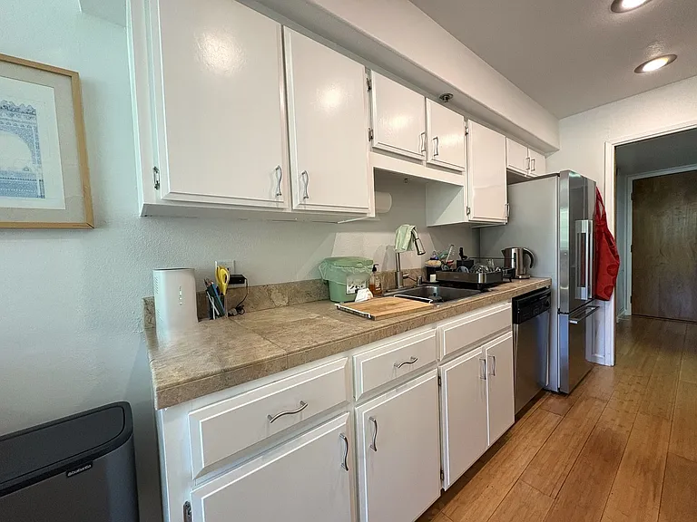 320 Palo Alto Ave #A2 — Photo 9
