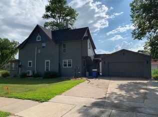 902 6th St, Brookings, SD 57006