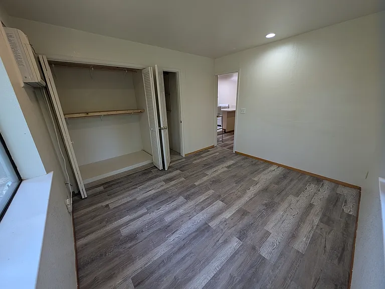 11863 Rainbow Rd — Photo 6