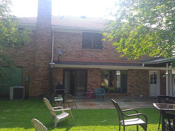 5th image of 35 Yellowstone Dr