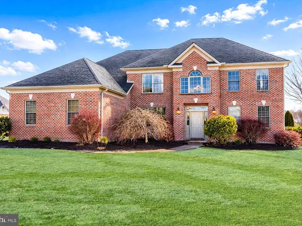 1563 Winsford Ln, York, PA 17404