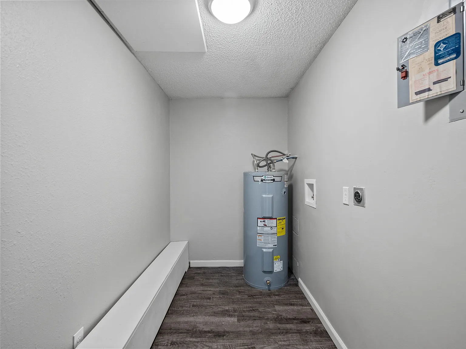 Olivewood Apartments — Photo 2