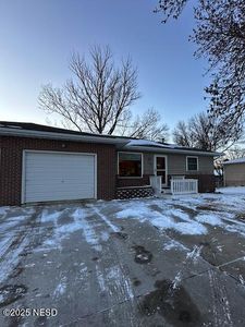 177 19th St NE, Watertown, SD, 57201