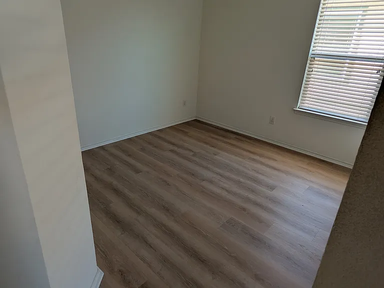 Upstairs Bedroom 3
