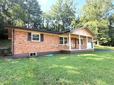 201 Clearwater Dr, Covington, VA, 24426