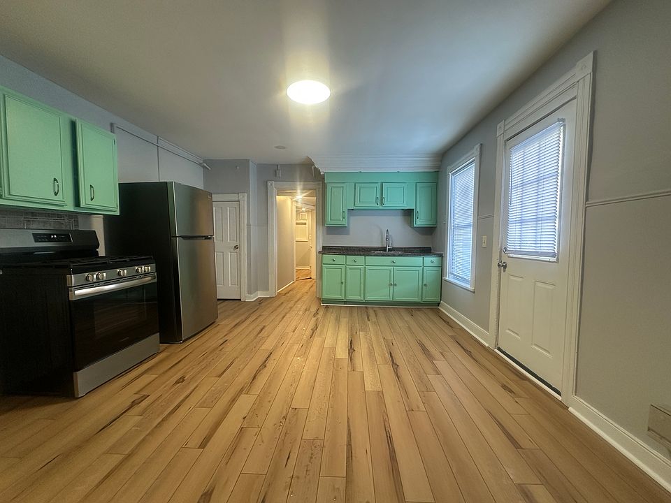 1st image of 311 Gertrude St #1