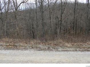 556 Meadowbrook Valley Dr, Eureka, MO 63025