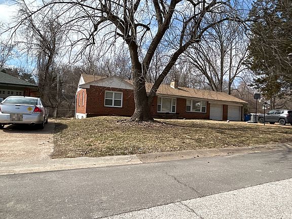 2nd image of 47 S Floridale Ave