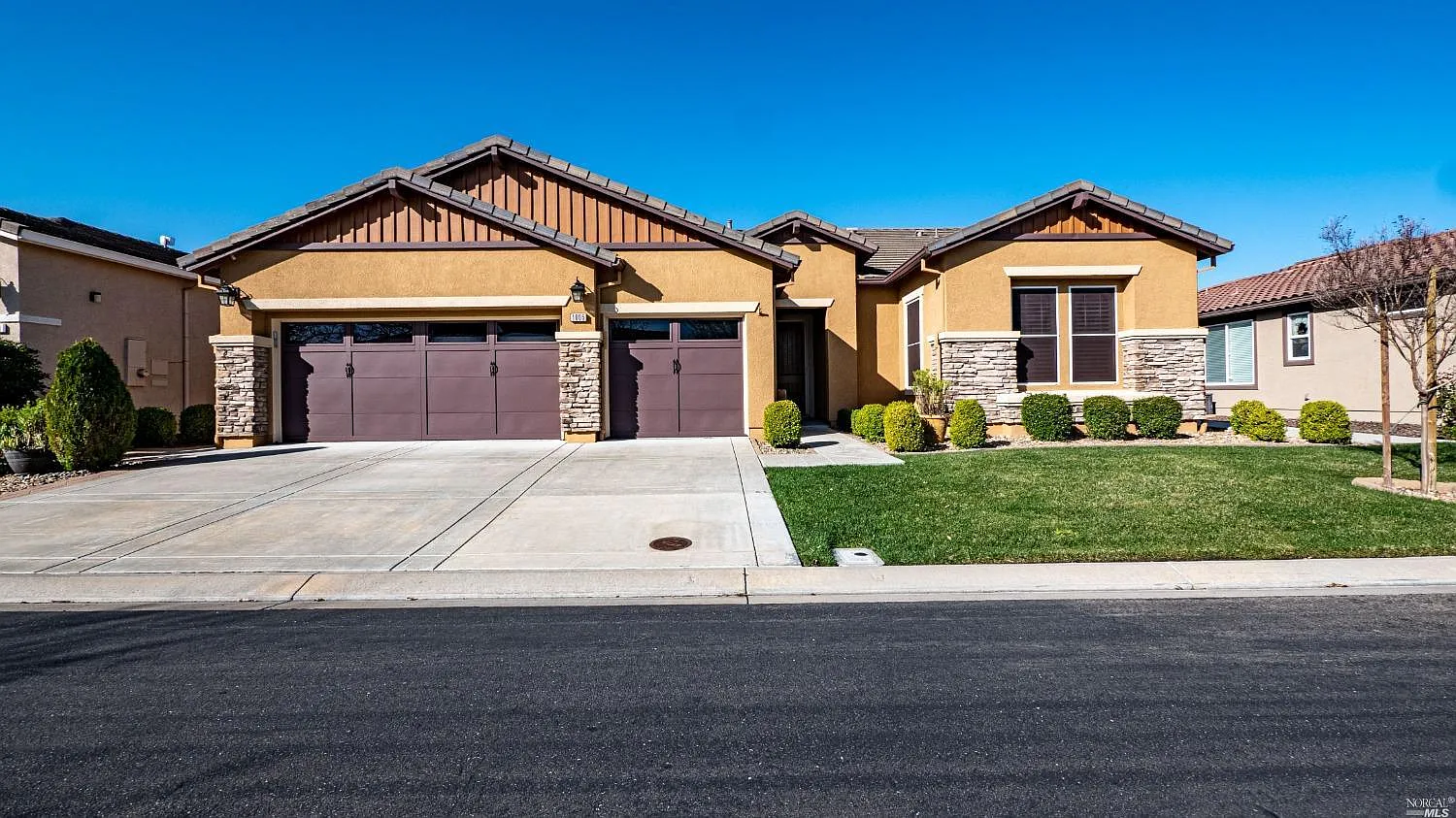 1005 Michelbook Lane photo 1