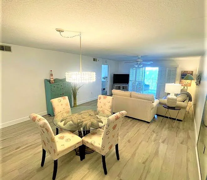 606 Shorewood Dr #C303 — Photo 8