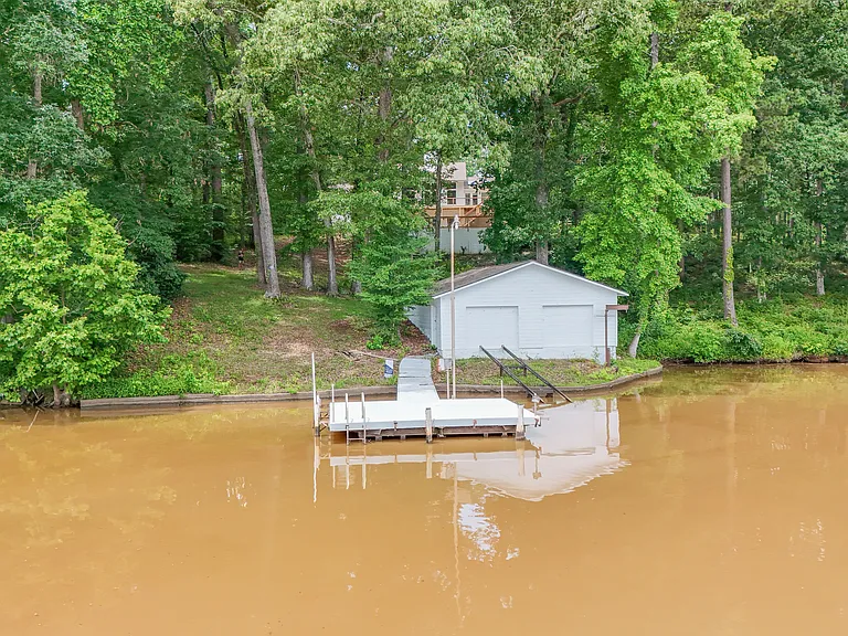 212 Southland Dr — Photo 85