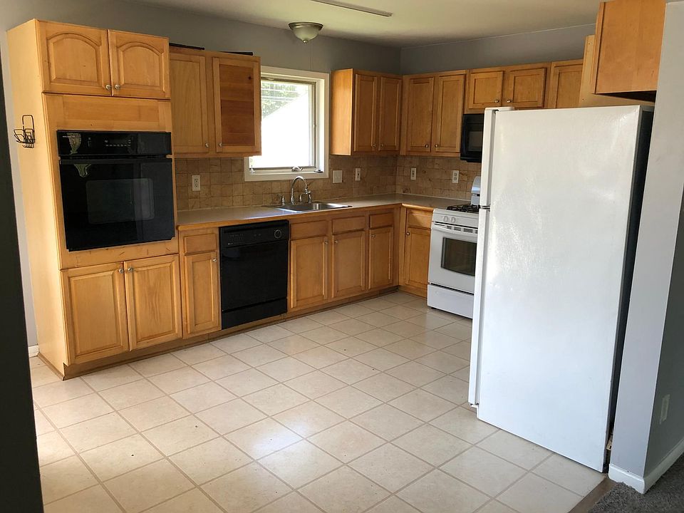 1st image of 5452 W Brookside Dr