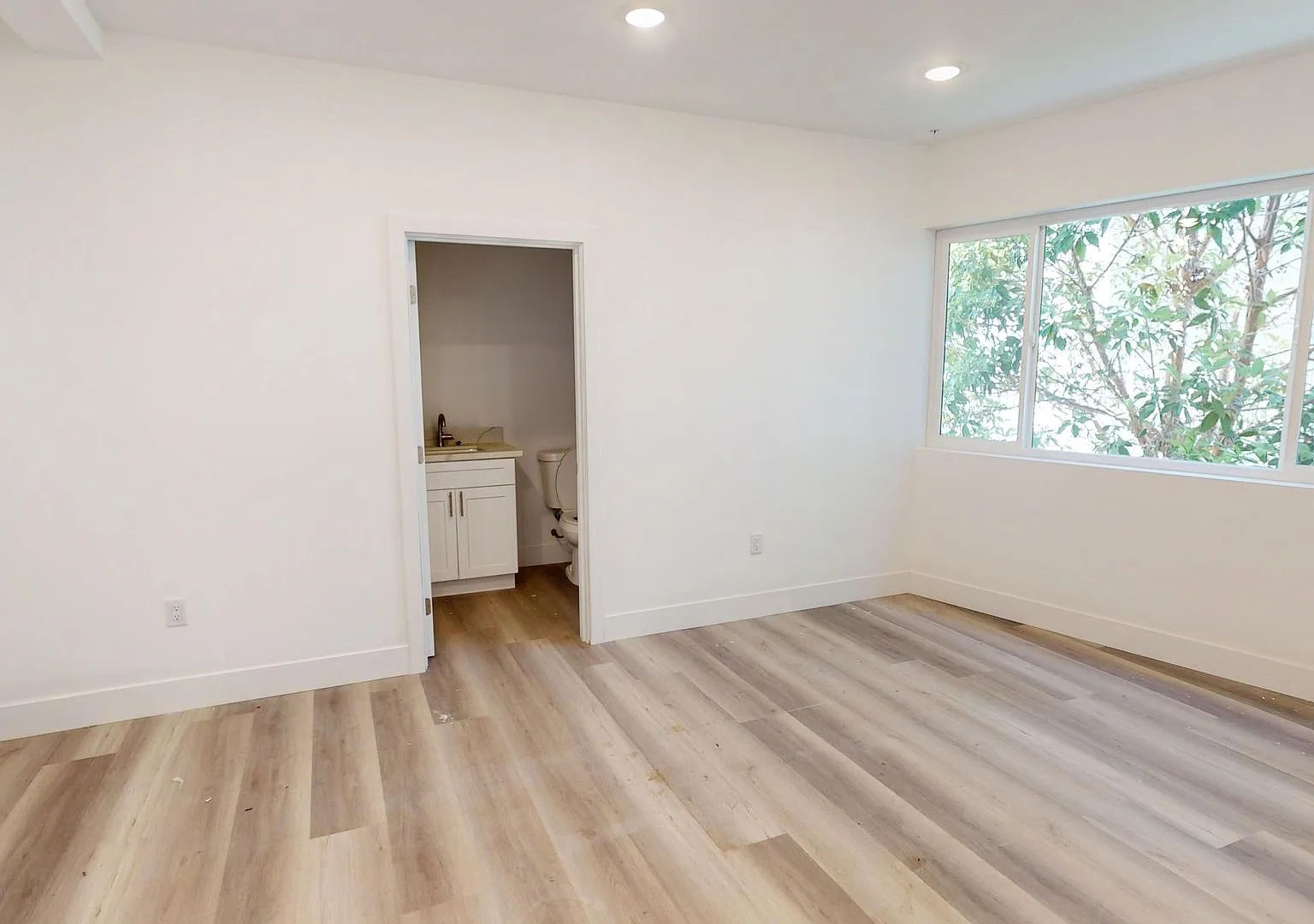 Lindblade Lofts — Photo 3