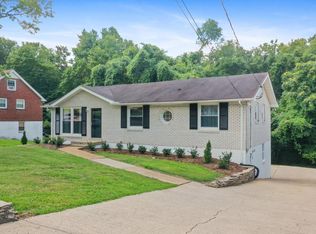 315 Bonnavue Dr, Hermitage, TN 37076