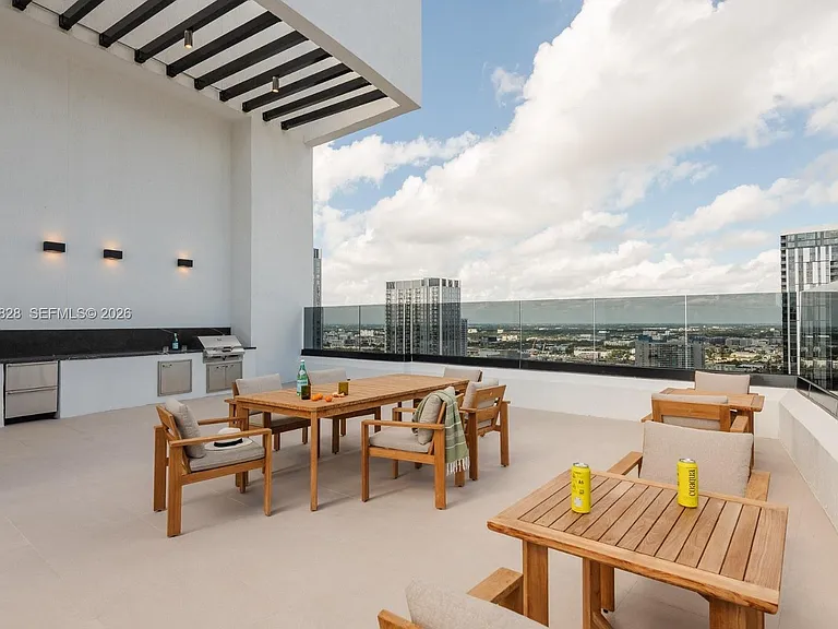 225 N Miami Ave #2310 — Photo 6