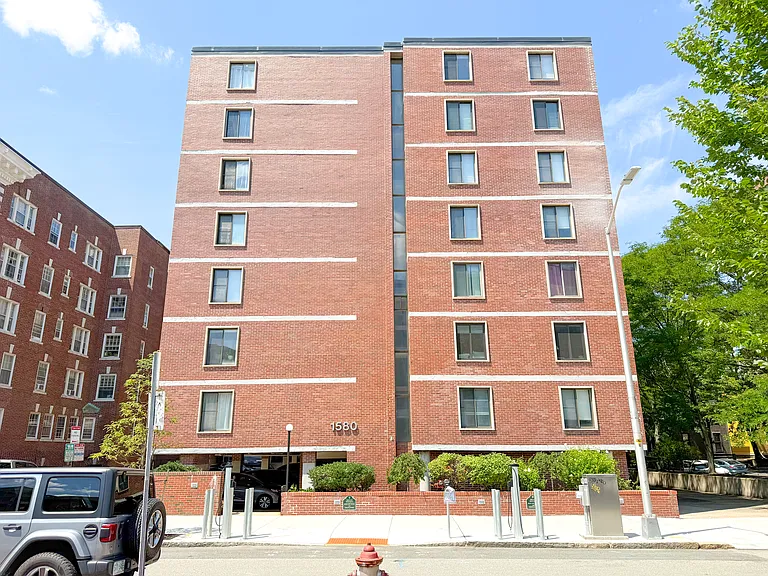 1580 Massachusetts Ave #5G — Photo 28