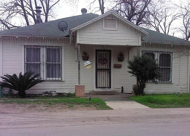 1st image of 2908 W Gerald Ave