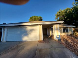 44025 Glenraven Rd, Lancaster, CA 93535