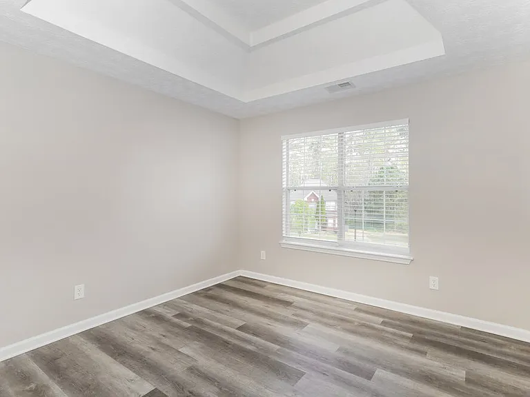 2517 Mead Ct — Photo 15