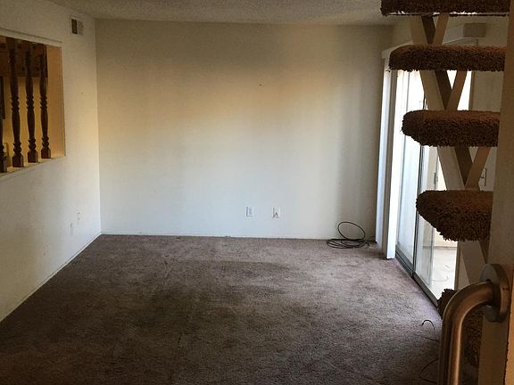 4th image of 2542 S Sallee St
