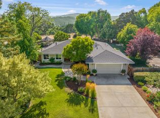 9230 Braquet Ln, Gilroy, CA 95020