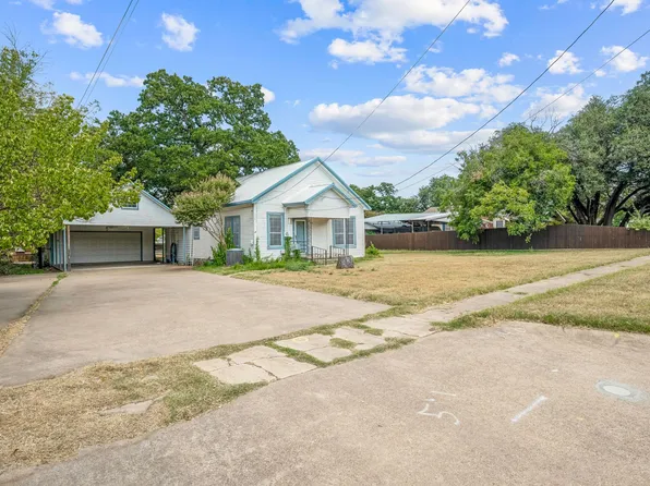 325 S Devine St, Stephenville, TX 76401