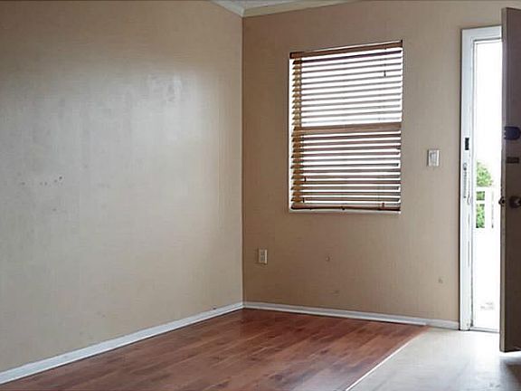 5th image of 1519 Drexel Ave APT 401