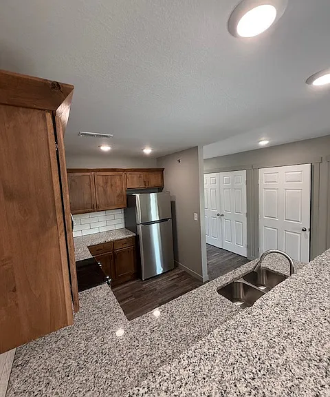 501 N Main St #C — Photo 12