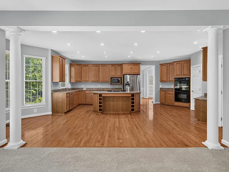 25670 S Village Dr — Photo 12