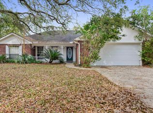 9008 Oyster Shell Ave, Ocean Springs, MS 39564