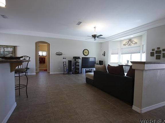 2nd image of 3021 Silver Saddle Dr