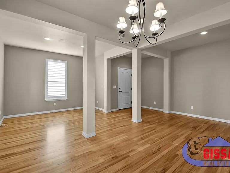 8109 Winding Passage Dr — Photo 4